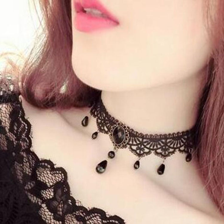 Lolita Plaid Water Droplets Lace Inlay Rhinestones Women's Choker