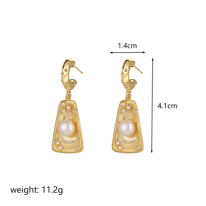 1 Pair Retro Commute Shiny Geometric Plating Inlay Copper Freshwater Pearl Zircon 18k Gold Plated Drop Earrings