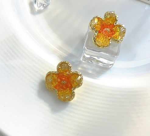 1 Pair Elegant Sweet Flower Artificial Crystal Ear Studs