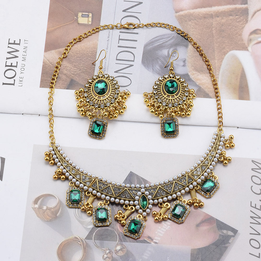 Retro Flower Alloy Plating Inlay Artificial Gemstones Women's Earrings Necklace