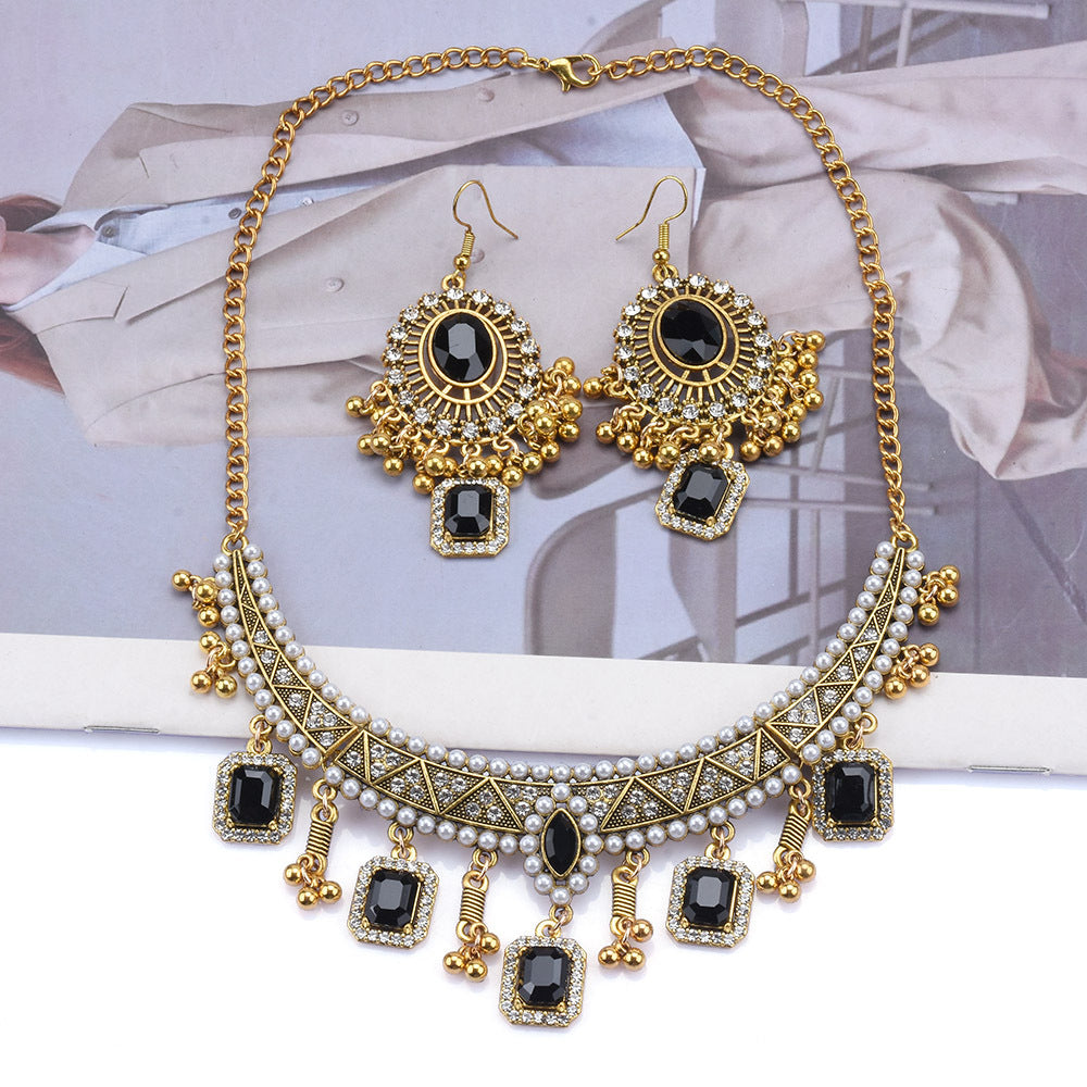 Retro Flower Alloy Plating Inlay Artificial Gemstones Women's Earrings Necklace
