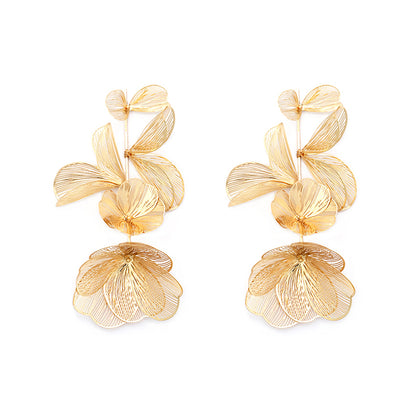 1 Pair Vintage Style Exaggerated Flower Plating Alloy Drop Earrings