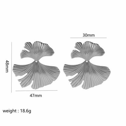 1 Pair Modern Style Artistic Flower Butterfly Plating Titanium Steel Earrings