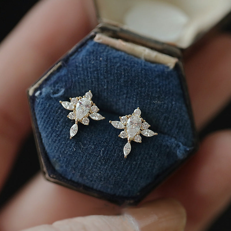 1 Pair Simple Style Flower Inlay Sterling Silver Zircon Ear Studs