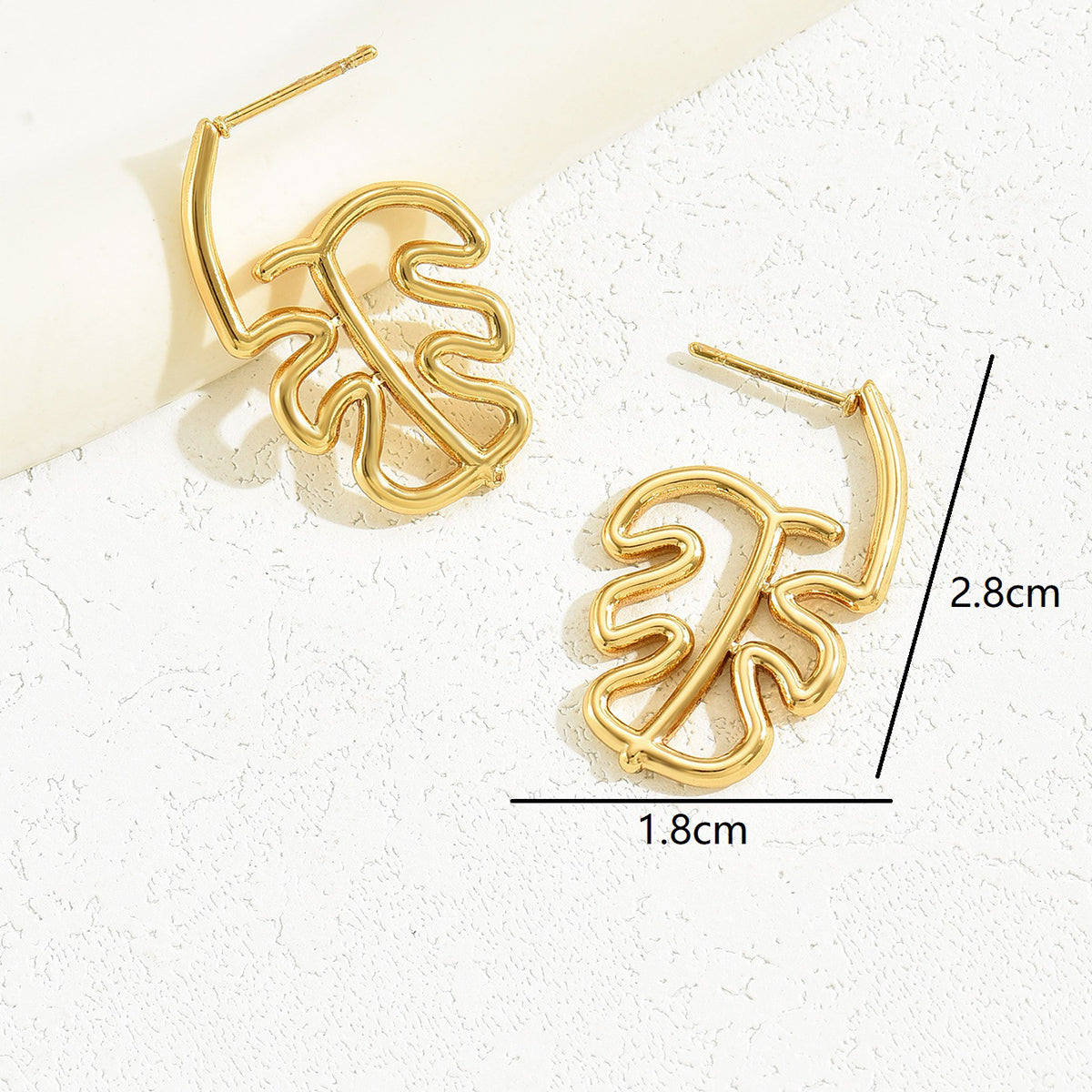 1 Pair Simple Style Leaf Hollow Out Stainless Steel Ear Studs