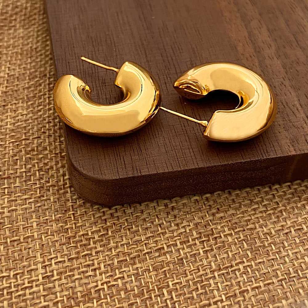 Simple Style C Shape Copper Plating Ear Studs 1 Pair