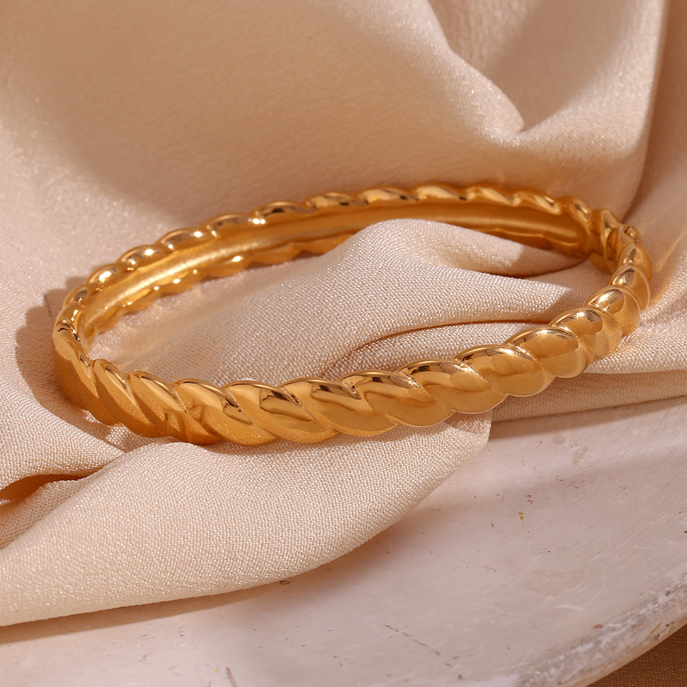 Simple Style Classic Style Solid Color Stainless Steel Plating 18k Gold Plated Bangle