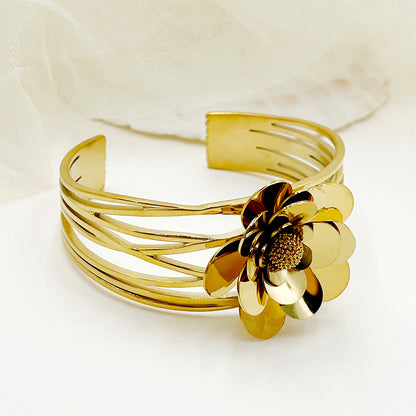 Elegant Vintage Style Sweet Flower Stainless Steel Polishing Plating Gold Plated Bangle