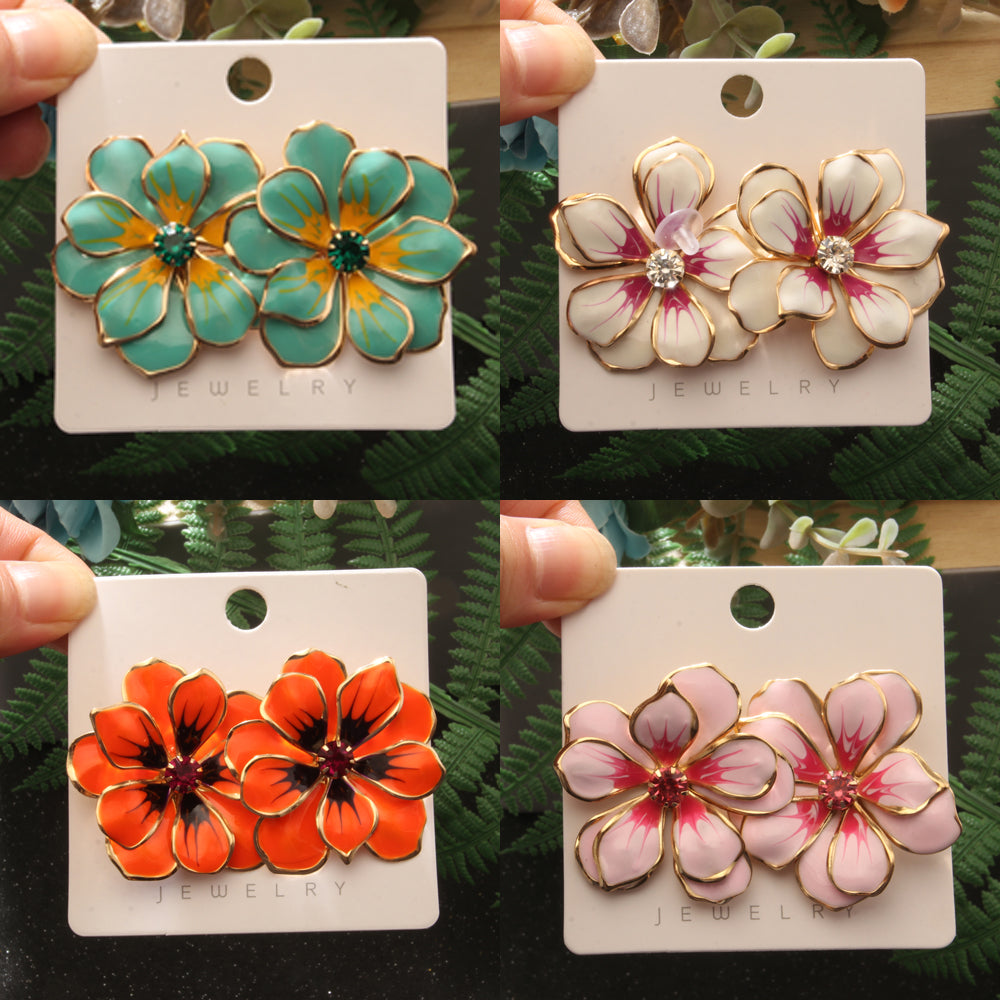 1 Pair Elegant Artistic Flower Enamel Inlay Alloy Rhinestones Ear Studs