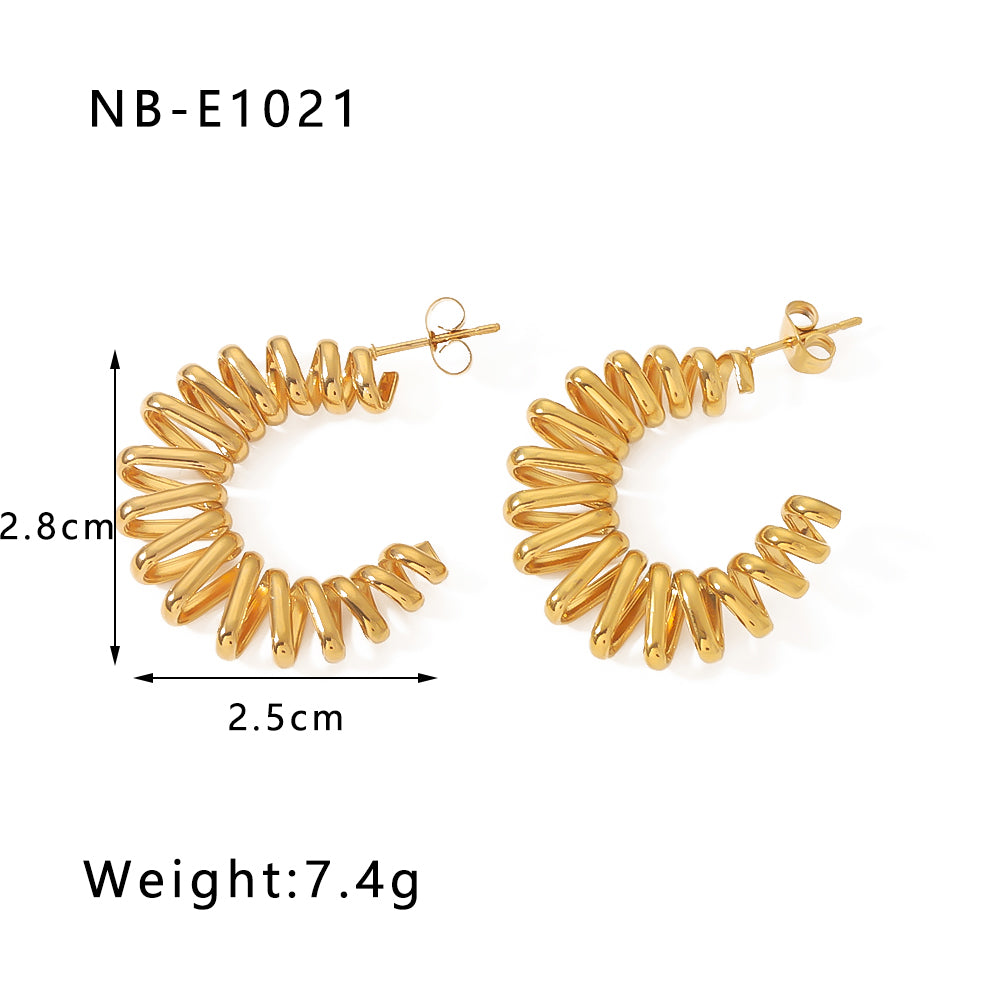 1 Pair Vintage Style Novelty C Shape The Answer Plating Hollow Out Stainless Steel 18k Gold Plated Hoop Earrings