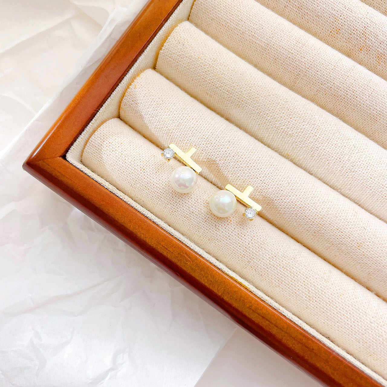 1 Pair Casual Simple Style Geometric Plating Inlay Stainless Steel Pearl Zircon White Gold Plated Gold Plated Ear Studs