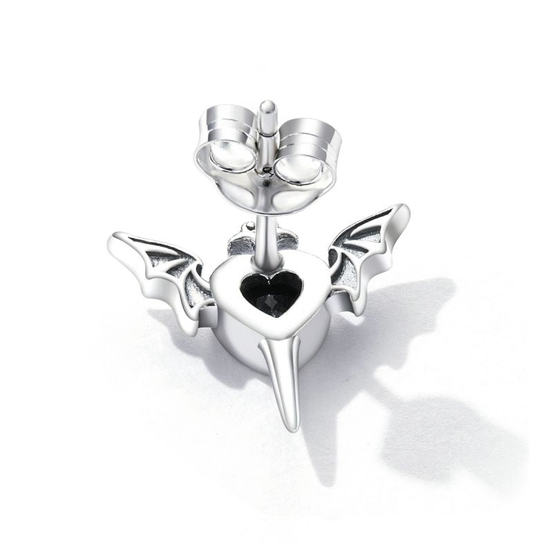 1 Piece Classic Style Wings Inlay Sterling Silver Zircon Ear Studs