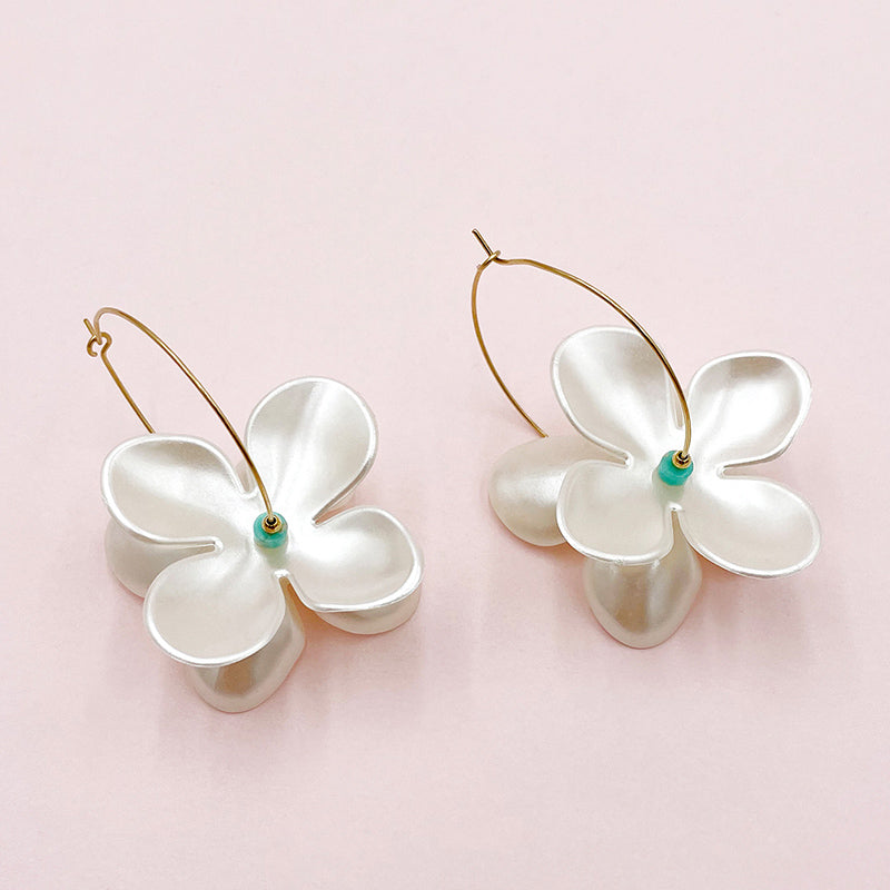 Wholesale Jewelry Casual Commute Flower Shell Gold Plated Plating Earrings