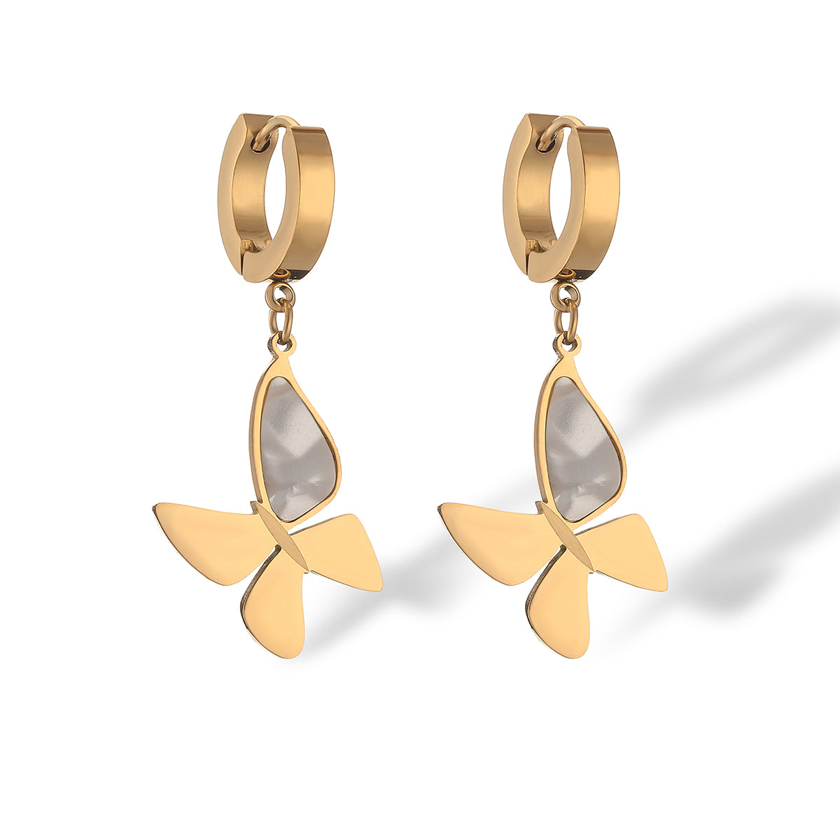 1 Pair Simple Style Commute Butterfly Plating Inlay Titanium Steel Shell 18k Gold Plated Drop Earrings