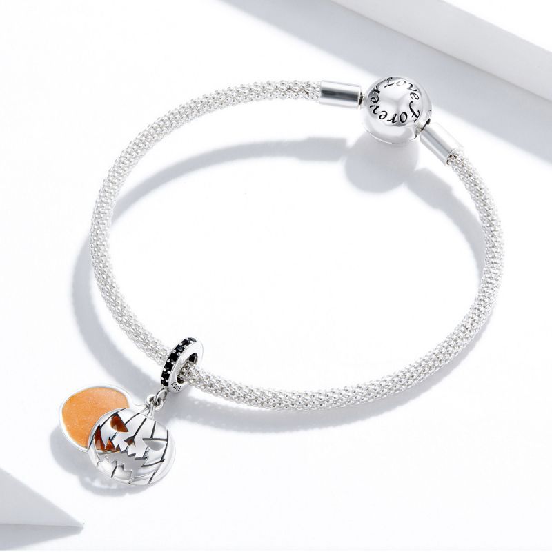 Casual Pumpkin Four Leaf Clover Skull Sterling Silver White Gold Plated Glass Zircon Necklace In Bulk