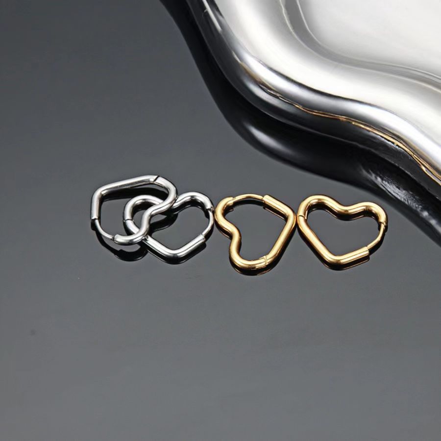 1 Pair Simple Style Heart Shape Plating Metal Stainless Steel 18k Gold Plated Hoop Earrings