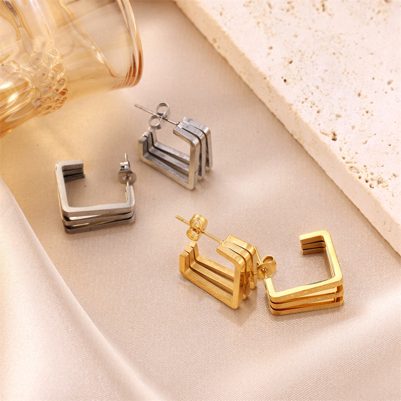 1 Pair Simple Style C Shape Plating Stainless Steel 18k Gold Plated Ear Studs