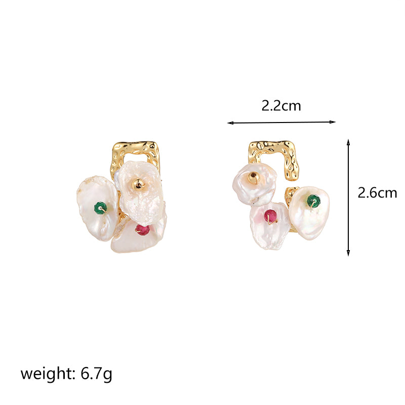 1 Pair Vintage Style Baroque Style Sweet Irregular Plating Inlay Copper Freshwater Pearl Zircon 18k Gold Plated Ear Studs
