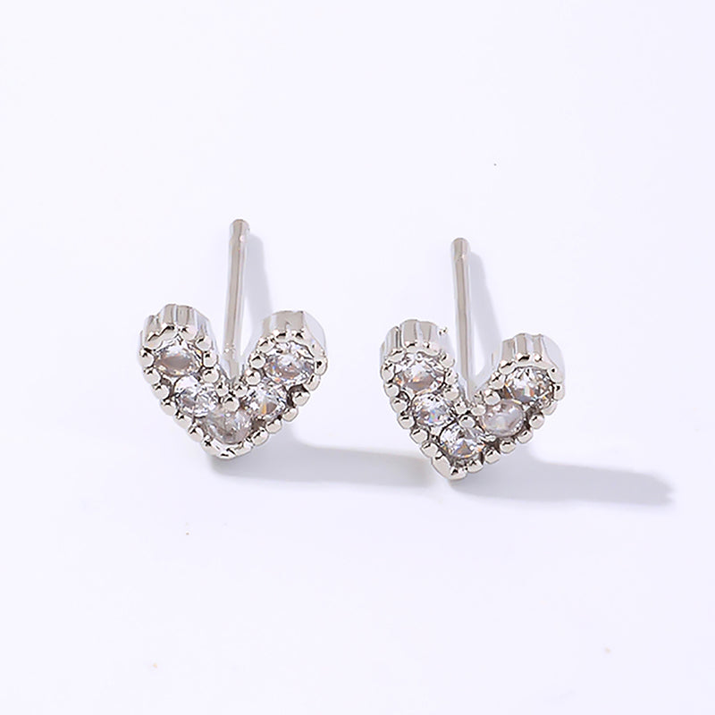 1 Pair Casual Simple Style Shiny Heart Shape Plating Inlay Copper Zircon White Gold Plated Gold Plated Ear Studs