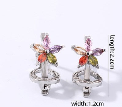 1 Pair Casual Simple Style Flower Plating Inlay Copper Zircon White Gold Plated Gold Plated Drop Earrings
