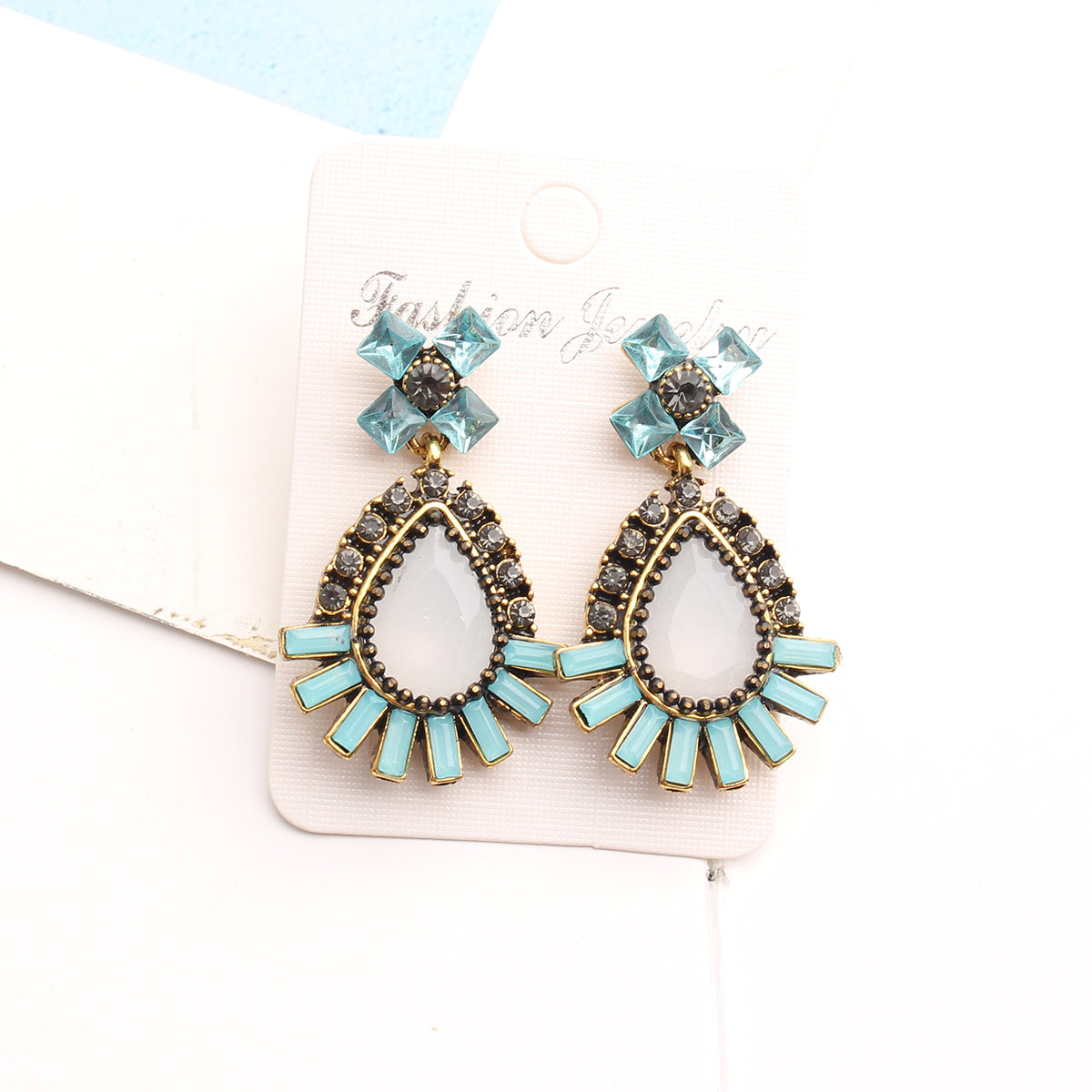 1 Pair Elegant Classical Vintage Style Leaves Plating Inlay Alloy Rhinestones Glass Gold Plated Drop Earrings