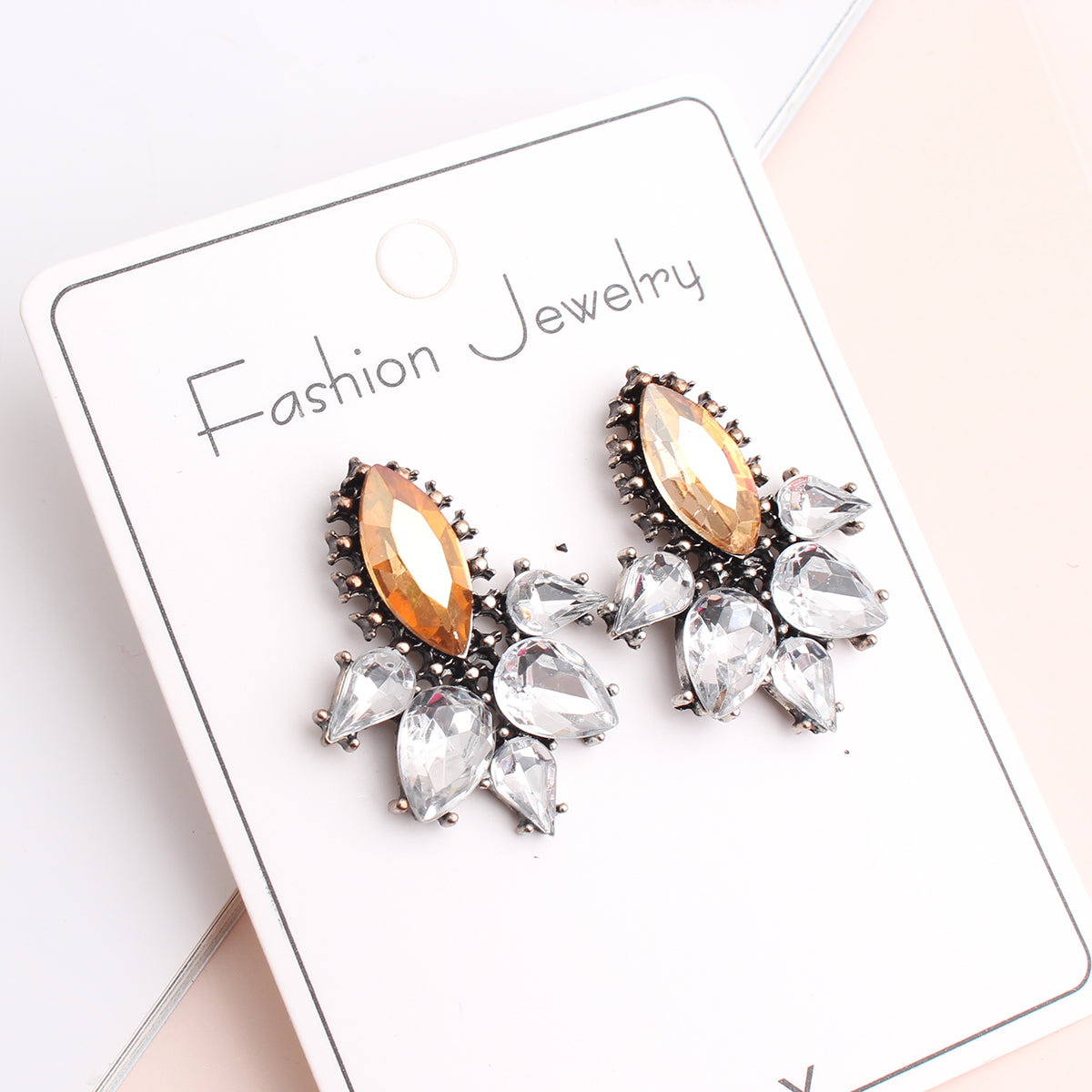 1 Pair Elegant Classical Vintage Style Leaves Plating Inlay Alloy Rhinestones Glass Gold Plated Drop Earrings