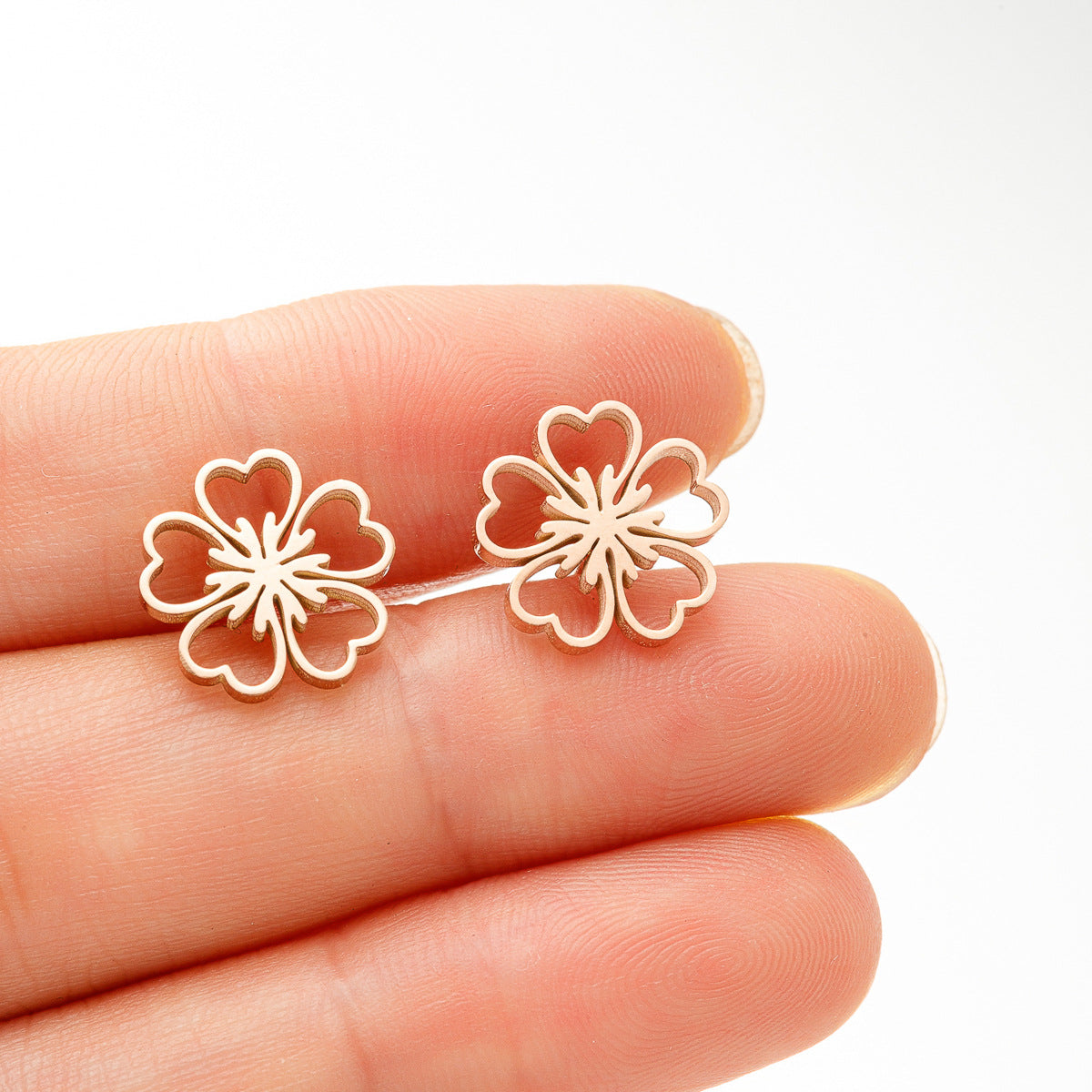 1 Pair Simple Style Flower Plating 304 Stainless Steel 18K Gold Plated Ear Studs