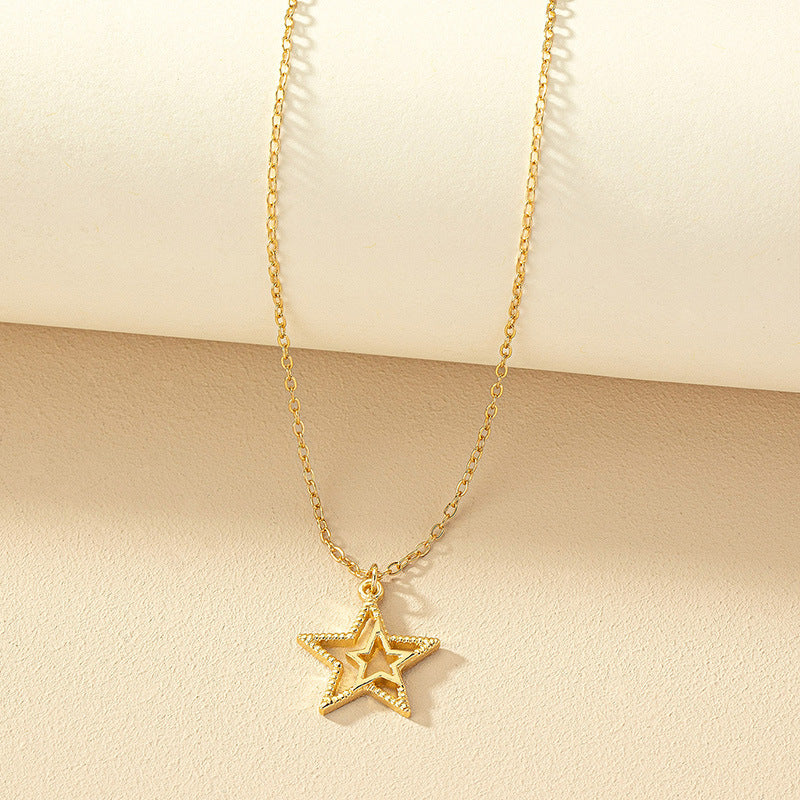 Sweet Simple Style Star Alloy Plating Gold Plated Women's Pendant Necklace