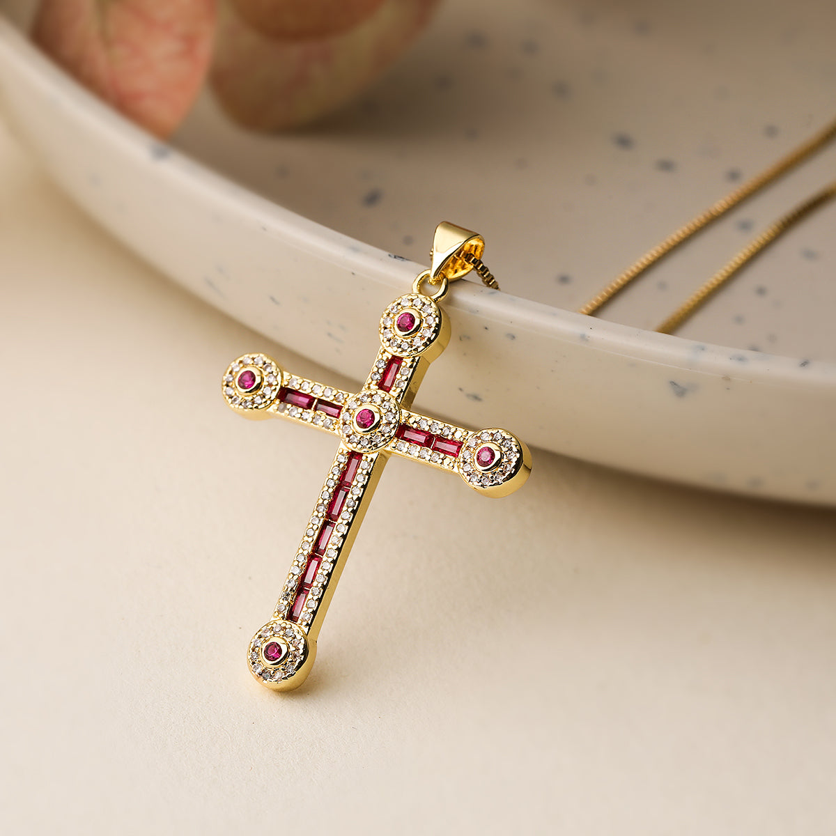 Simple Style Commute Cross Copper Plating Inlay Zircon 18k Gold Plated Pendant Necklace