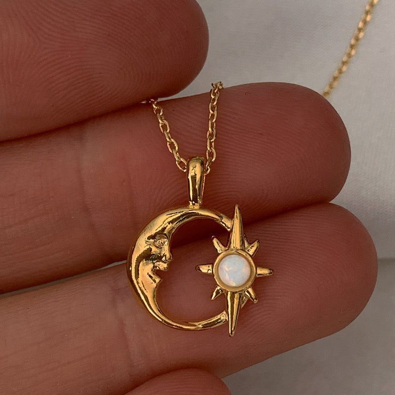 Retro Star Moon Copper Plating Inlay Zircon Pendant Necklace