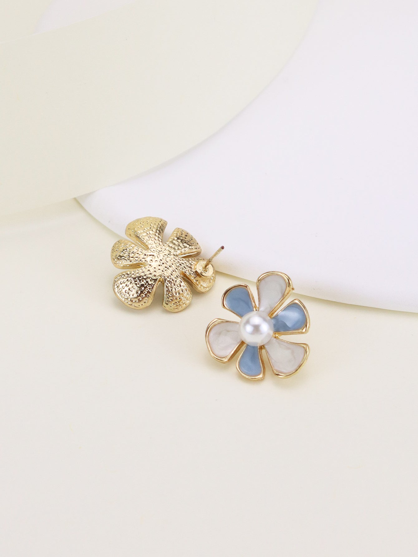 Wholesale Jewelry Simple Style Flower Butterfly Alloy Enamel Stoving Varnish Drop Earrings Ear Studs