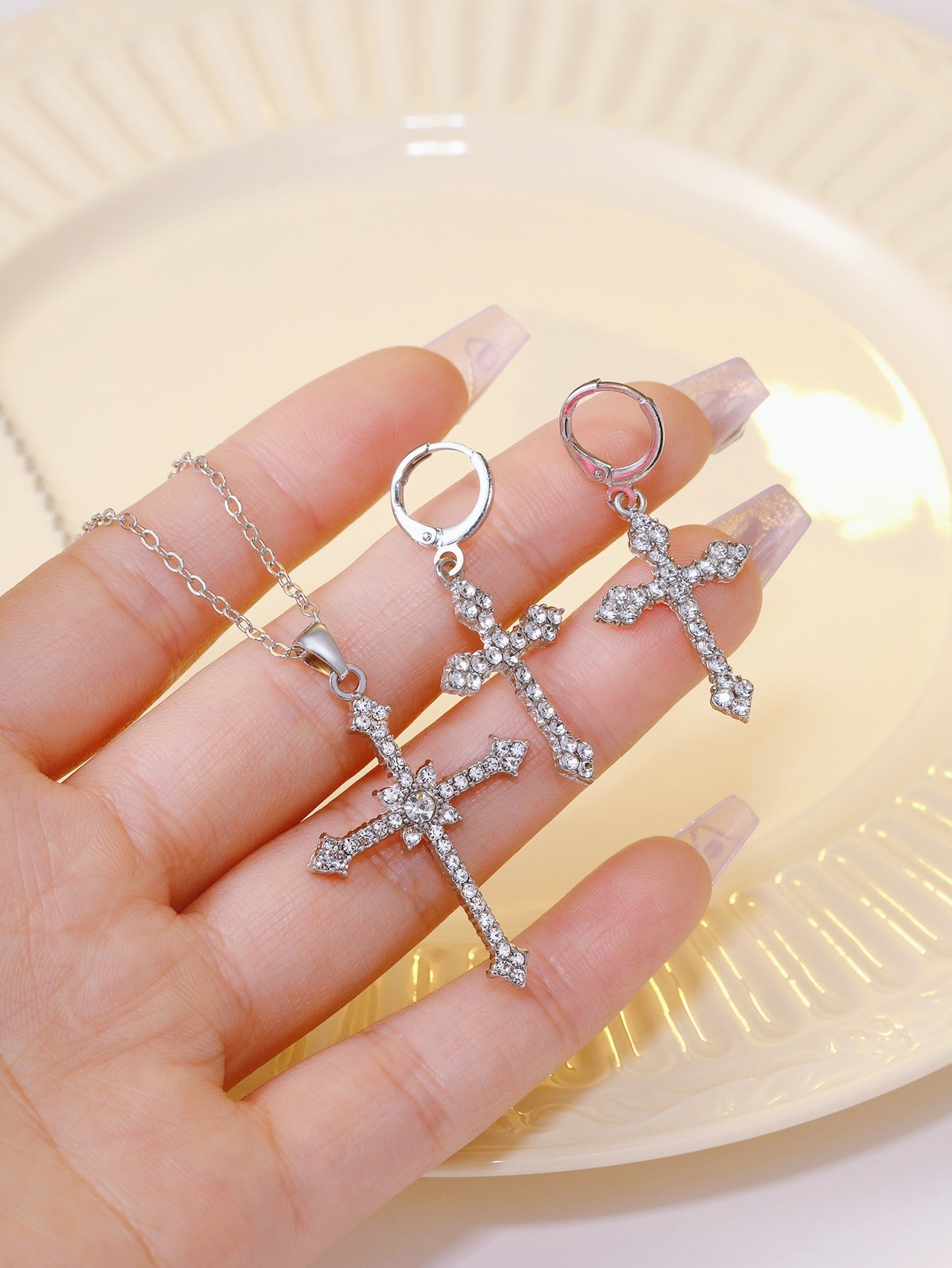 Ig Style Shiny Cross Heart Shape Alloy Plating Inlay Rhinestones Women's Jewelry Set