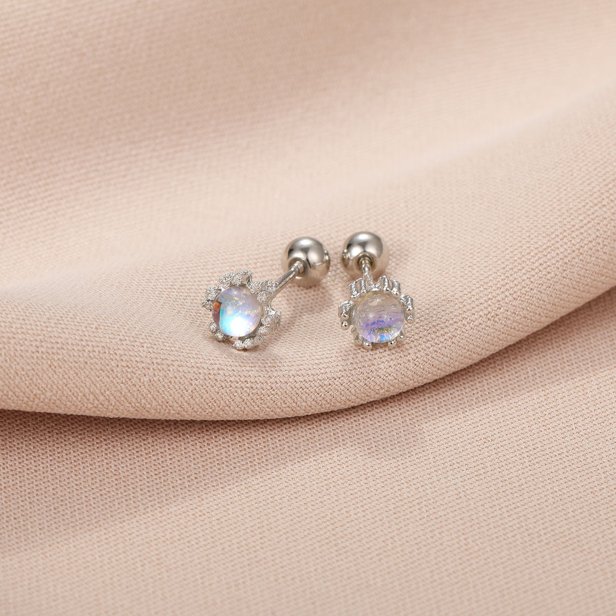 1 Pair Simple Style Shiny Round Star Heart Shape Stoving Varnish Inlay Stainless Steel Zircon Ear Studs