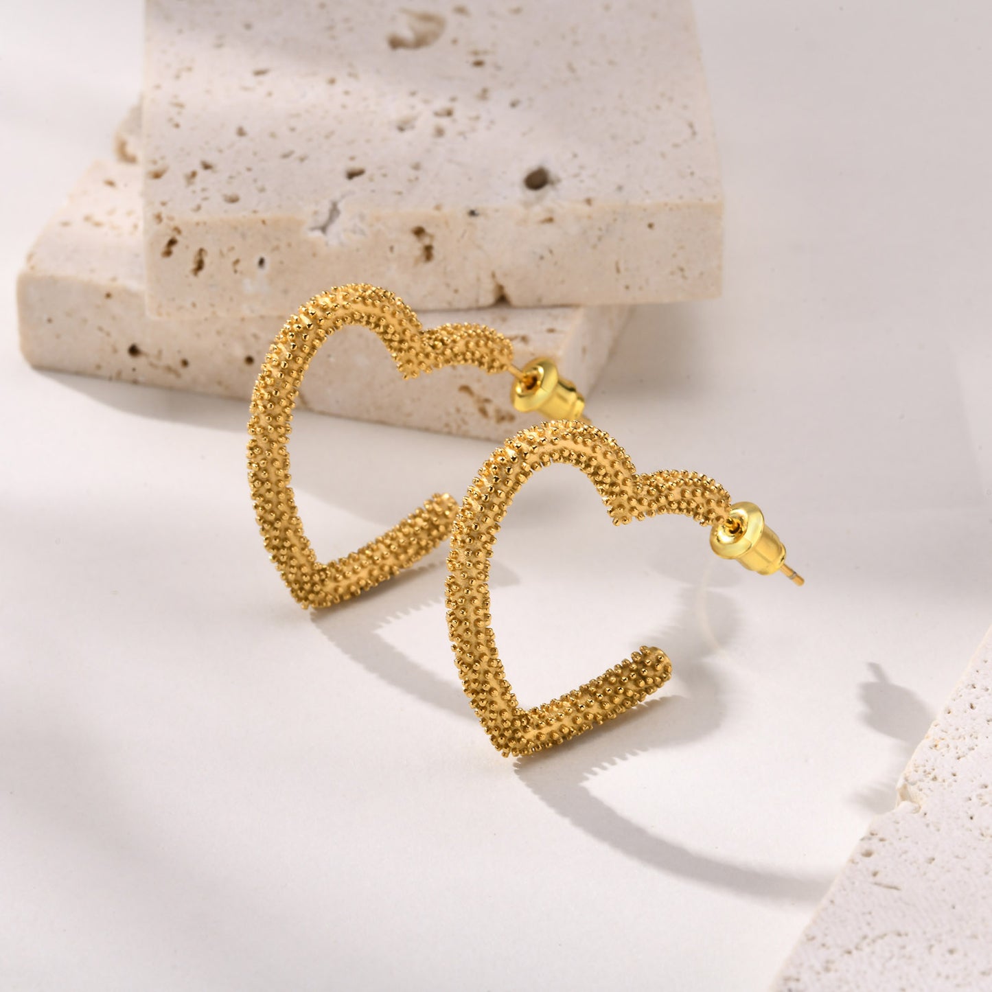 1 Pair Simple Style Heart Shape Plating Stainless Steel Gold Plated Ear Studs