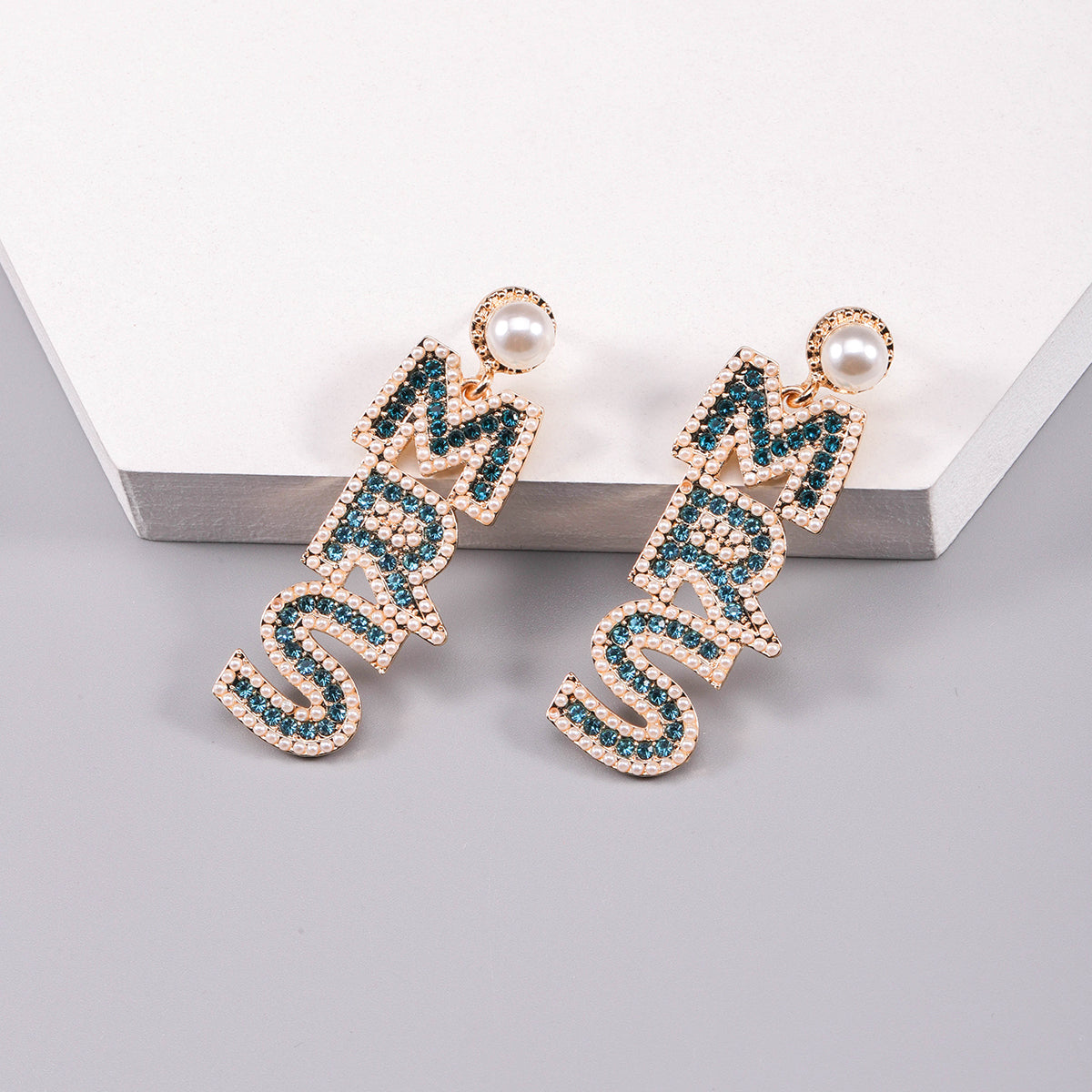 1 Pair Nordic Style Korean Style Letter Plating Inlay Alloy Rhinestones Pearl Beads Gold Plated Drop Earrings