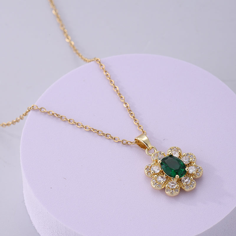 Retro Flower Stainless Steel Copper Plating Inlay Zircon 18k Gold Plated Pendant Necklace