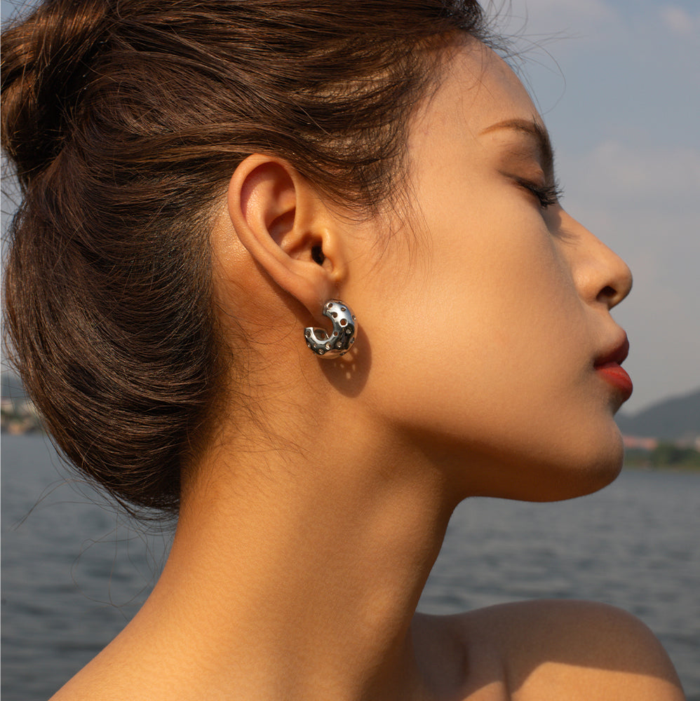 1 Pair Simple Style Commute C Shape Plating Hollow Out Stainless Steel 18k Gold Plated Ear Studs