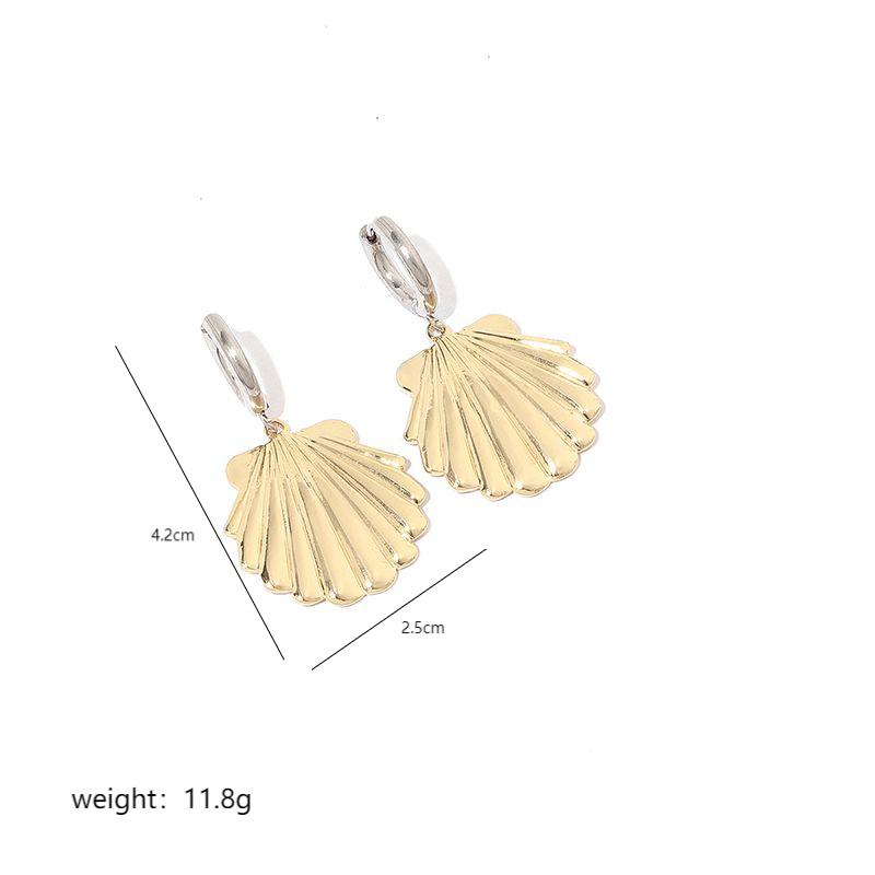 1 Pair Classical Shell Polishing Stainless Steel 18K Gold Plated Drop Earrings