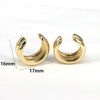 1 Pair Elegant Streetwear Geometric Plating Inlay Copper Artificial Pearls Zircon 18k Gold Plated Ear Studs