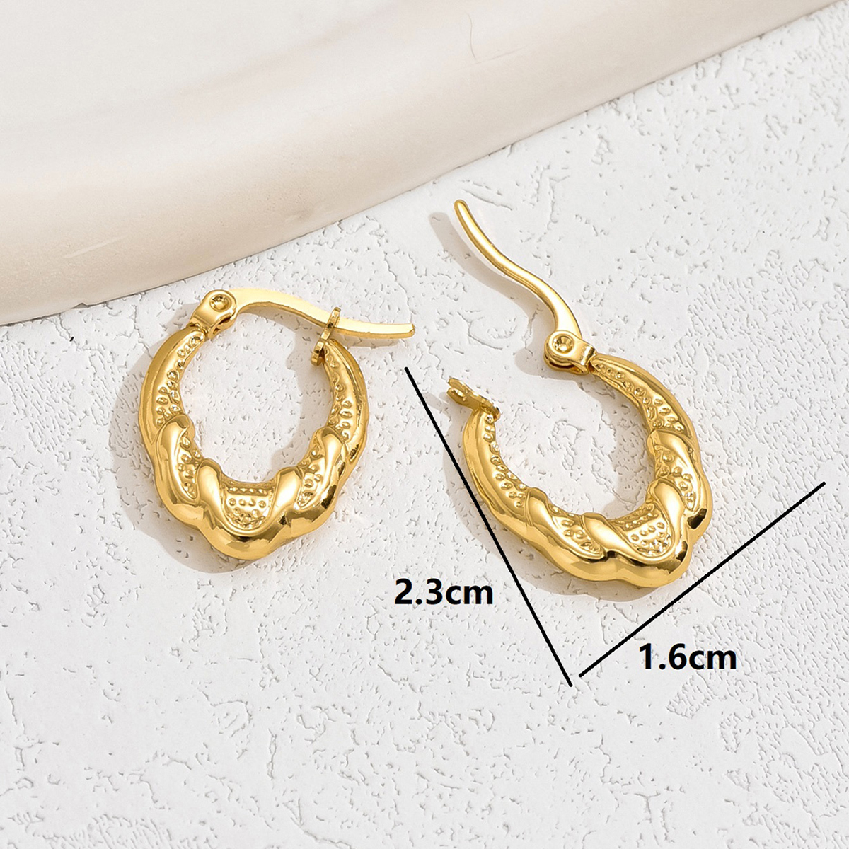 1 Pair Vintage Style Simple Style U Shape Stainless Steel Earrings