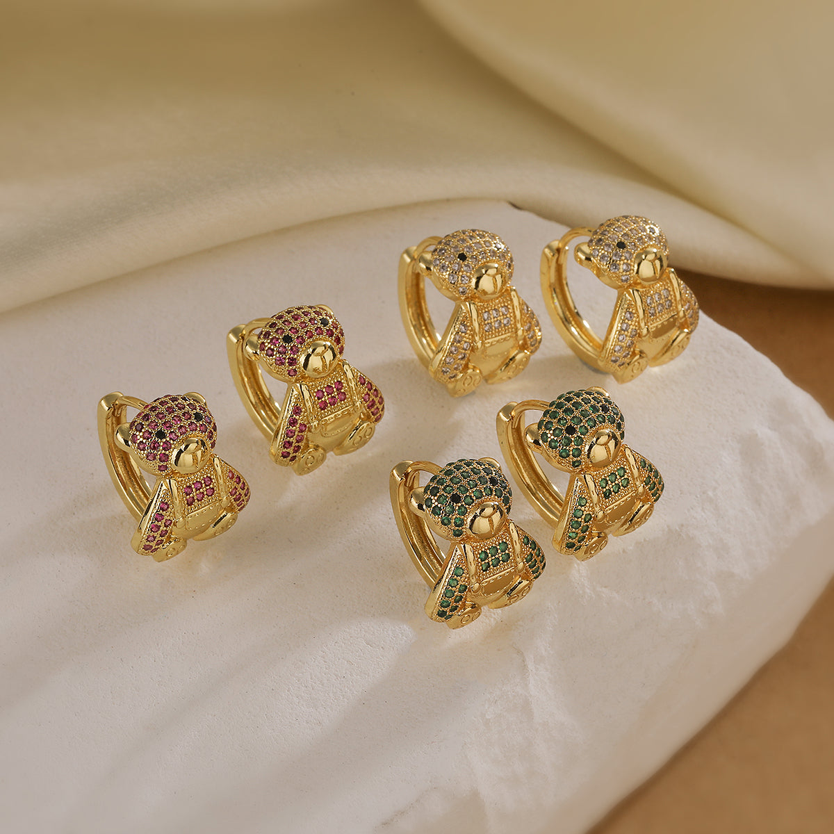 1 Pair Simple Style Commute Animal Plating Inlay Copper Zircon 18k Gold Plated Earrings