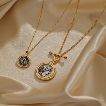 Vintage Style Round Copper Plating Inlay Artificial Crystal 18k Gold Plated Pendant Necklace