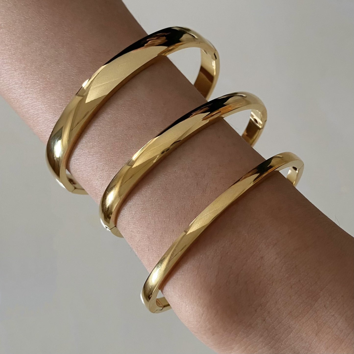 Simple Style Solid Color Stainless Steel Plating Gold Plated Bangle