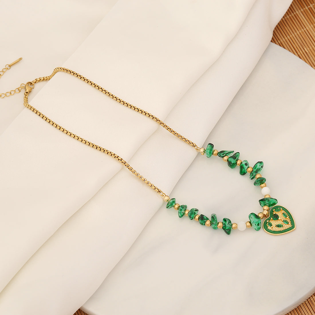 Vintage Style Heart Shape Stainless Steel Malachite Beaded Handmade Women's Pendant Necklace