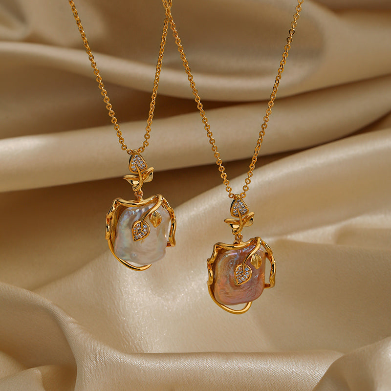 Elegant Lady Geometric Copper Plating 18k Gold Plated Pendant Necklace