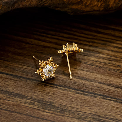1 Pair Vintage Style Snowflake Plating Inlay Copper Alloy Zircon 18k Gold Plated Ear Studs