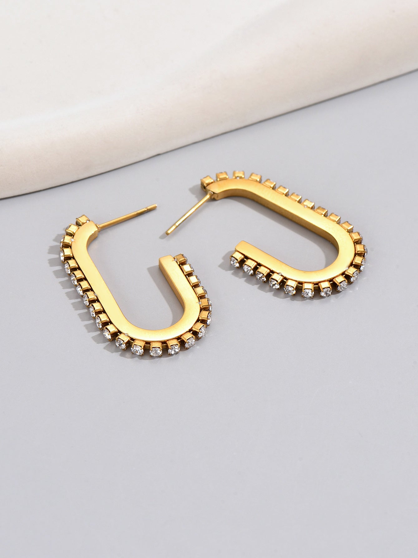 1 Pair Elegant Solid Color Plating Inlay Titanium Steel Artificial Diamond 18k Gold Plated Gold Plated Ear Studs