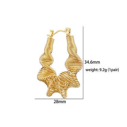 1 Pair Casual Vintage Style Modern Style C Shape Plaid Plating Pleated Copper 18k Gold Plated Ear Studs