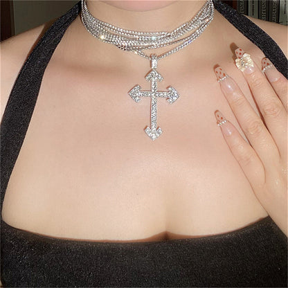 Ig Style Casual Vintage Style Cross Silver Plated Rhinestones Stainless Steel Alloy Glass Wholesale Pendant Necklace