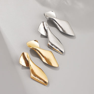 1 Pair Modern Style Simple Style Solid Color Alloy Drop Earrings